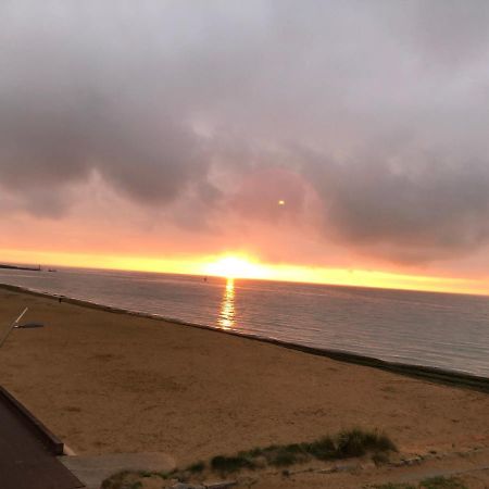 La Mouette Lejlighed Courseulles-sur-Mer Eksteriør billede