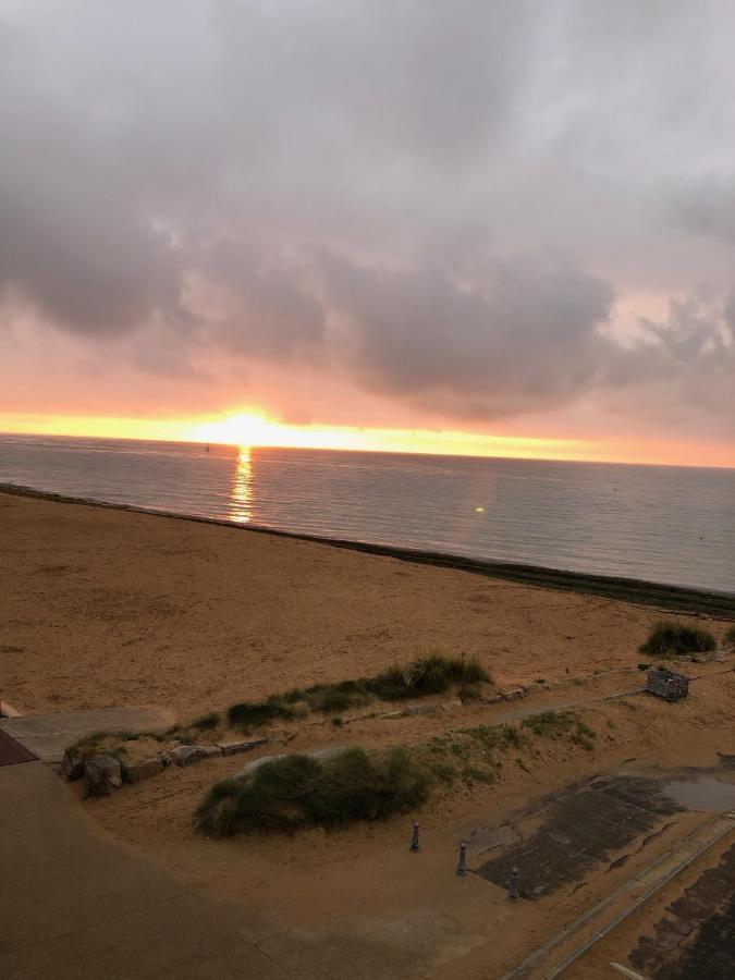 La Mouette Lejlighed Courseulles-sur-Mer Eksteriør billede